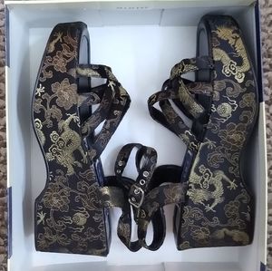Vintage Oriental Style Wedge Sandal NWOT size 7.5